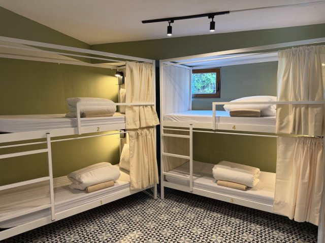 Walk In Hostel Faro Airport, Room W, Bed 1 - Female Dormitory
