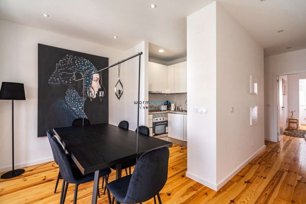 Visual Reference: Turmeric Apartment Lisbon Apartment For Rent In Arroios