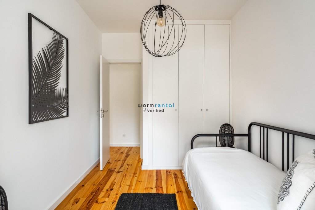 Curated visual reference: Picture Idea: Turmeric Apartment Lisbon Apartment For Rent In Arroios