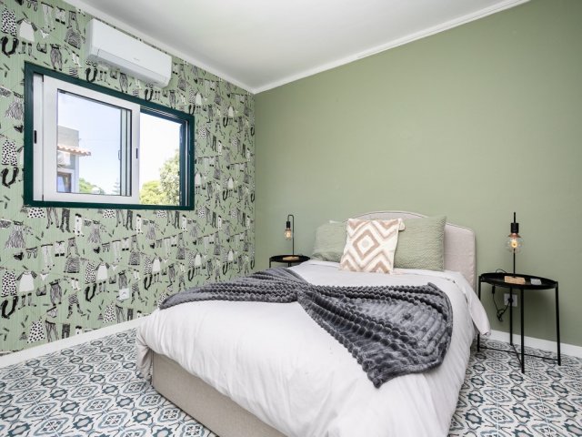 Walk In Hostel Faro Airport, Room T - Private