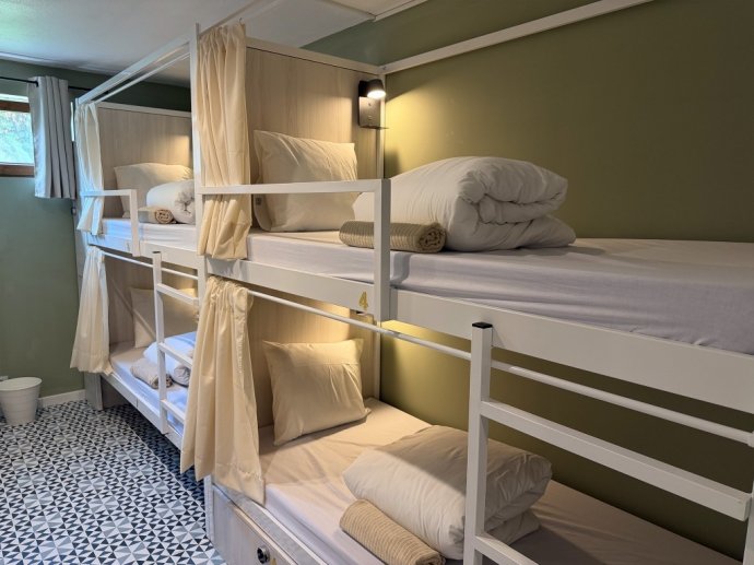 Walk In Hostel Faro Airport, Room Y, Bed 7 - Mixed Dormitory